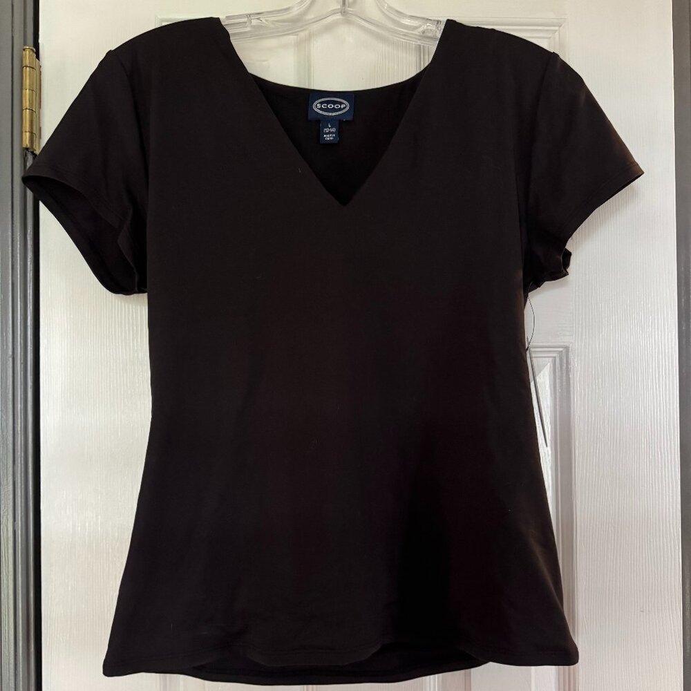 SCOOP Size L (12-14) Black Short Sleeve Top - NEW WITH TAGS